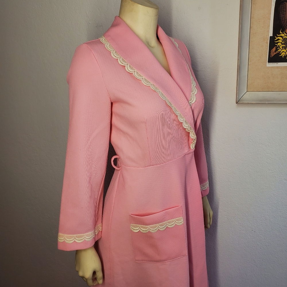 Vintage 70s Pink Robe Dressing Gown - Picture 4 of 8